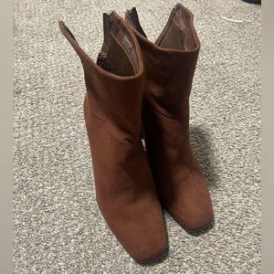Brown boots